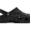 Crocs Classic Clog Beach Shoe Unisex Black 206230-95K