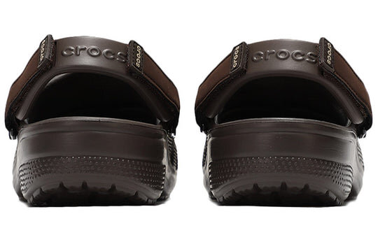 Crocs Classic Crocs Coffee Sandals 207142-206 Crocs Classic Crocs Coffee Sandals 207142-206