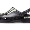 Crocs Pleasures x Classic Clog “Skeleton – Glow in the Dark” 208267-001