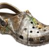 Crocs x Realtree Edge Classic Clogs “Camo” 205413-267
