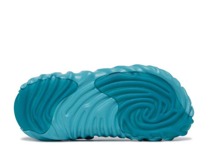 Salehe Bembury x Pollex Clog “Tide” Salehe Bembury x Pollex Clog “Tide”